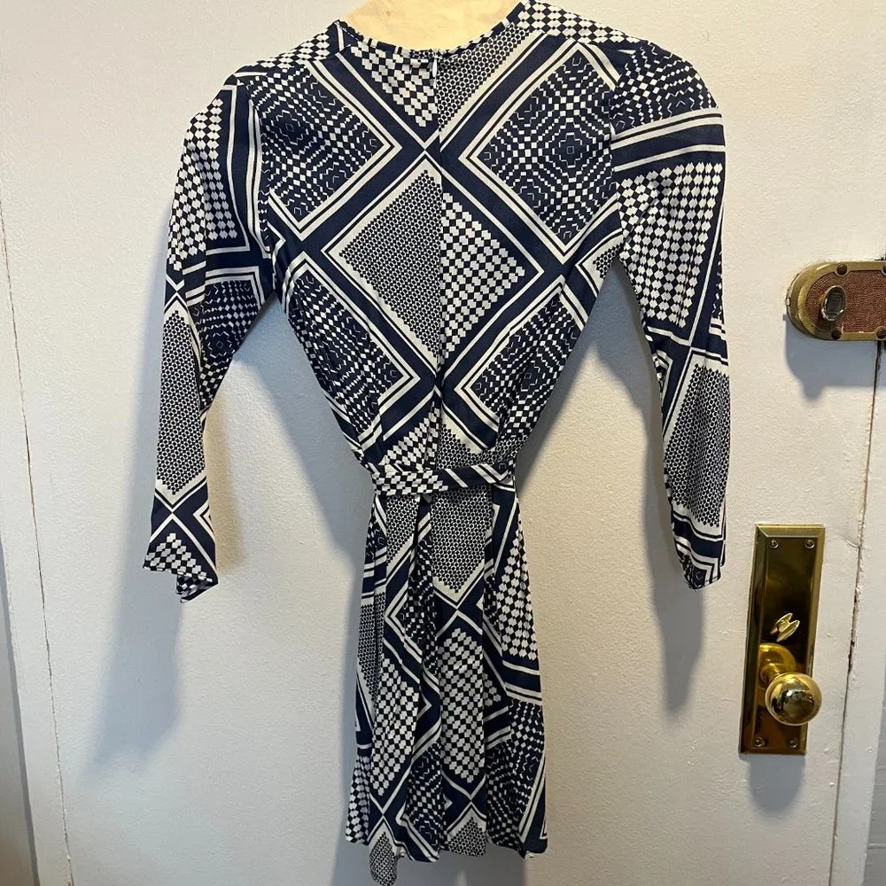 Revolve Patterned Mini Dress - Picture 5 of 7